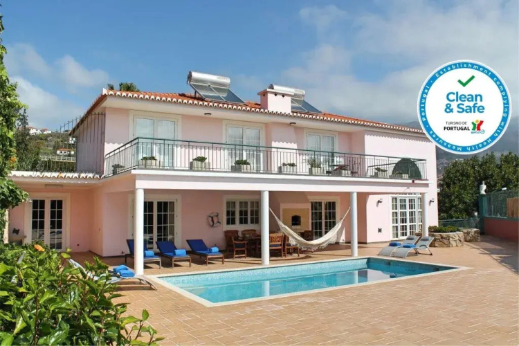 Superb Villa, Heated Pool, Close To Facilities Casa Petronella