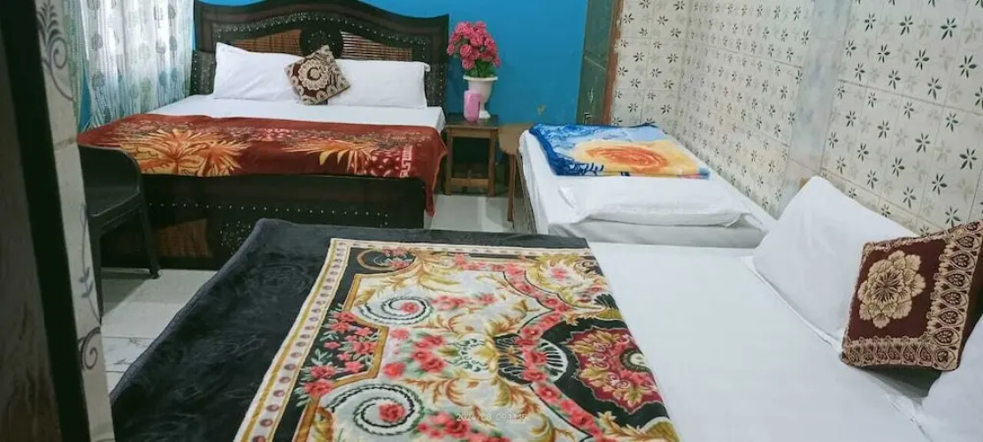 Hotel Royal Sainik