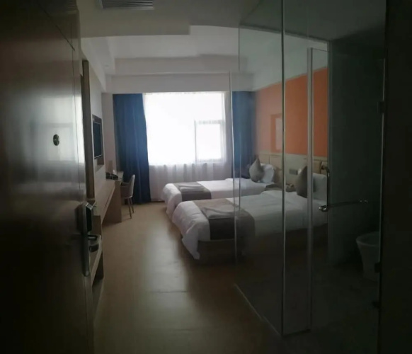 Paci Hotel