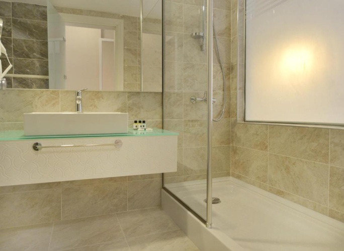 Standard Family room
