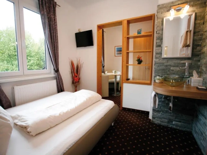 Standard Single room