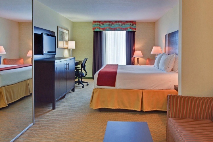 Double Suite