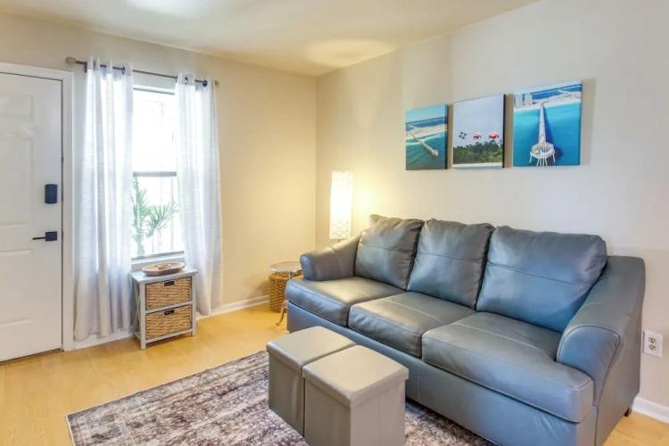 1 Bedroom Apartment