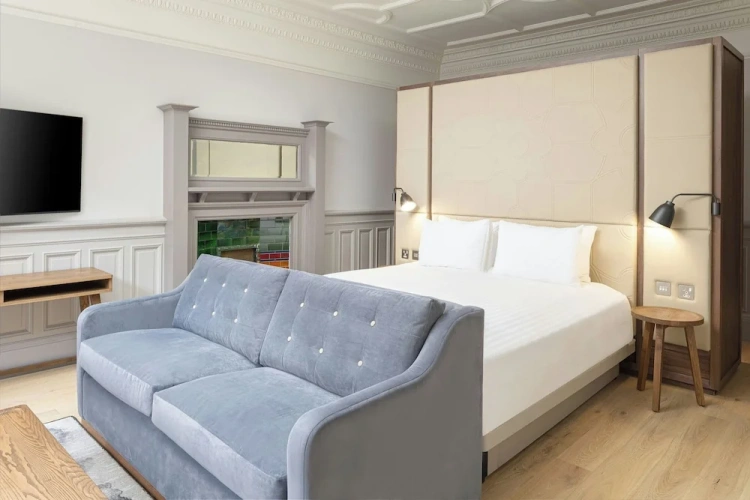 Double Junior Suite with city view
