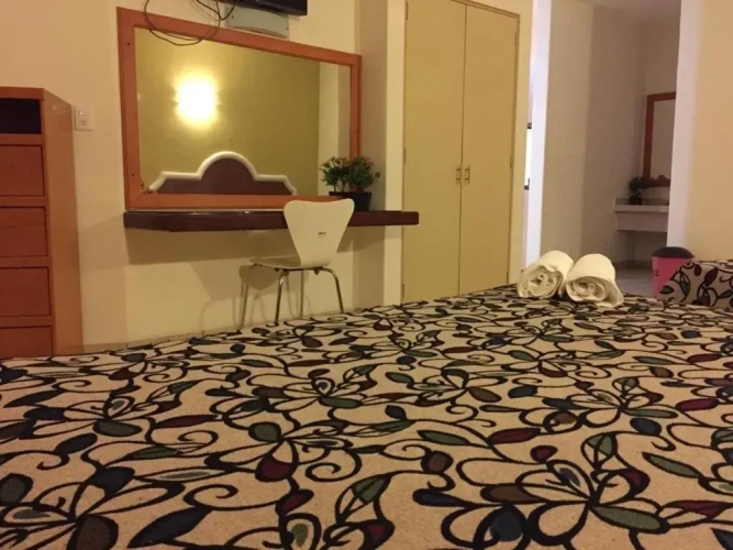 Deluxe Suite