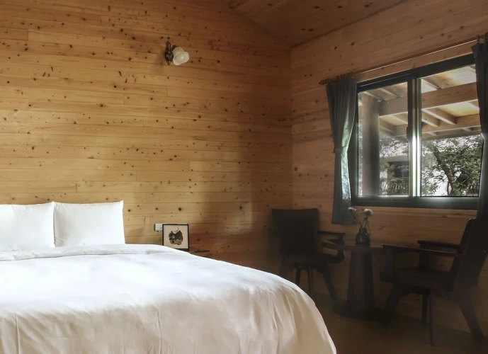 2 Bedrooms Cottage