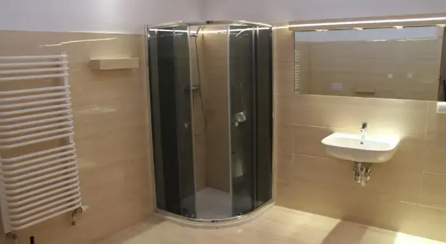 Apartament Bystre