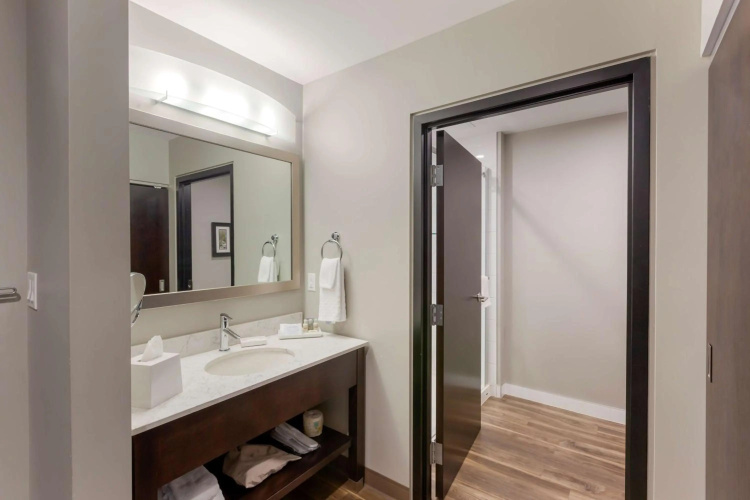 Best Western Premier Northwood Hotel photo 11