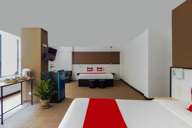 OYO 937 The Unique S Hotel