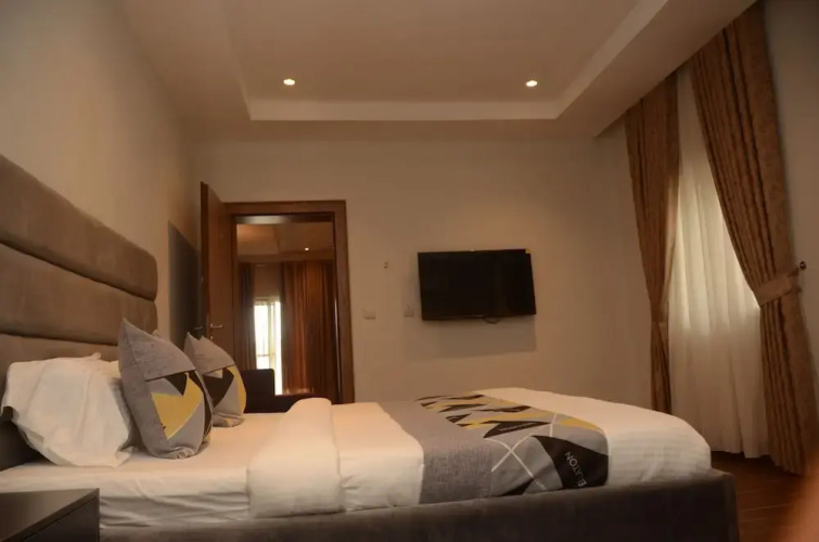 Wellaton Suite