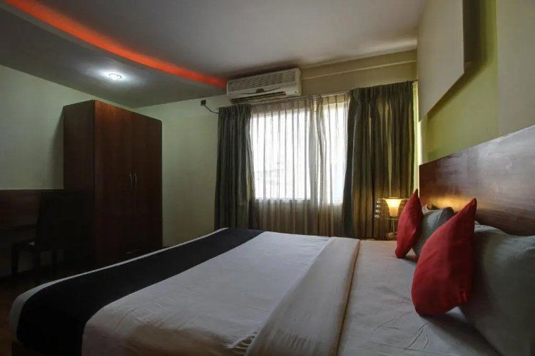 Capital O Hotel Pemachen
