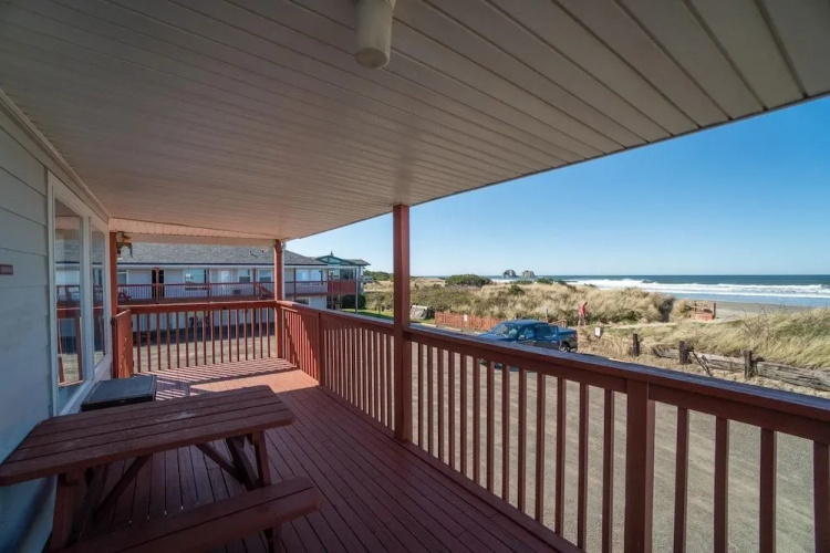 Getaway Oceanfront Lodging