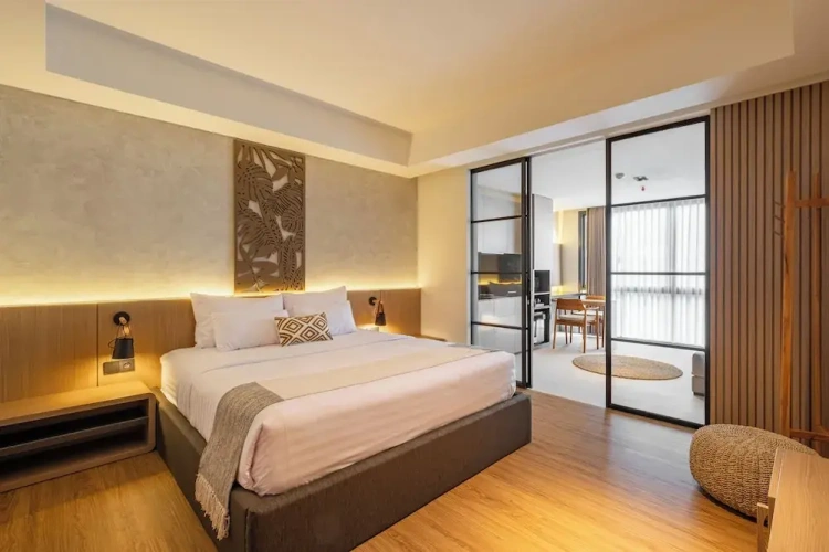 Deluxe Double Apartment with pool view