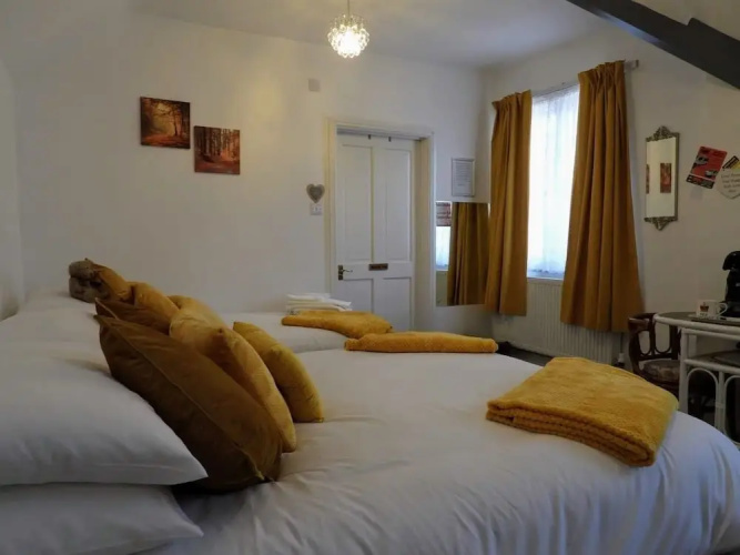Kings Arms Hotel