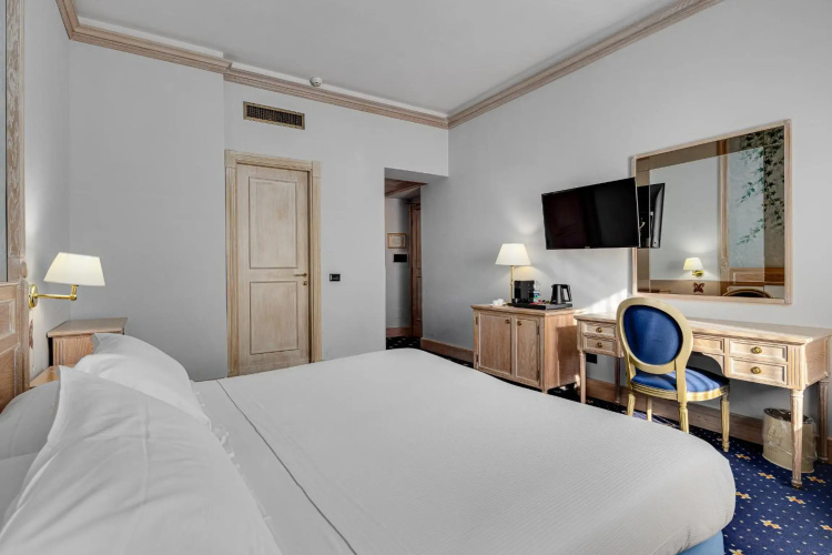Hotel de La Ville