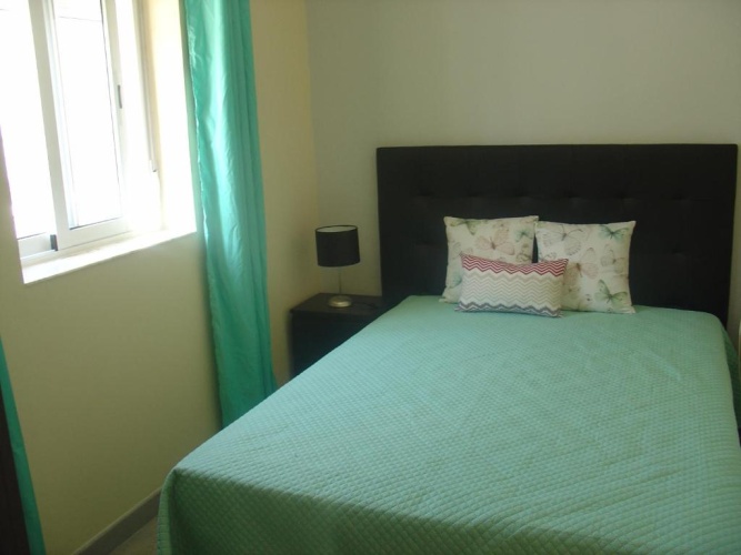 2 Bedrooms Cottage