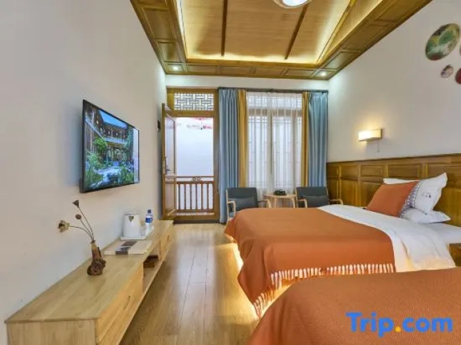 Standard Double room with mountain view