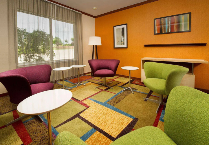 Fairfield Inn & Suites by Marriott Marshall