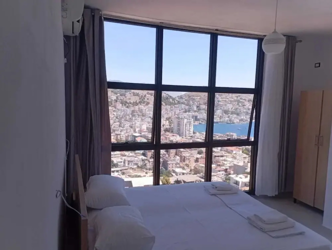 Brian's Rooms