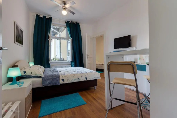 George Apartment