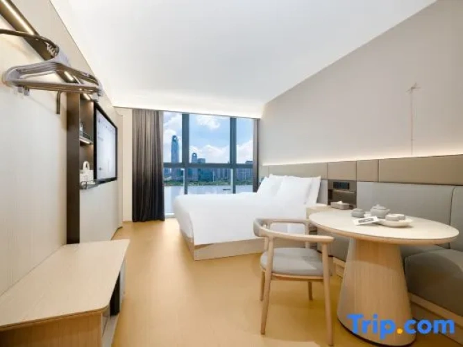 Business Double room with river view