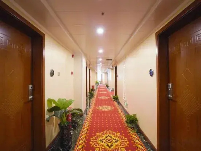 Specialty Business Hotel