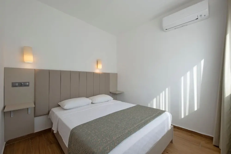 1 Bedroom Double Apartment