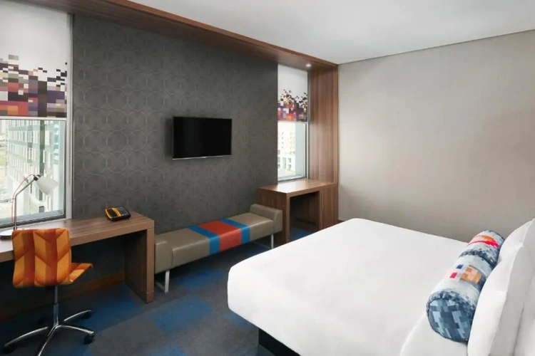 Aloft Double room