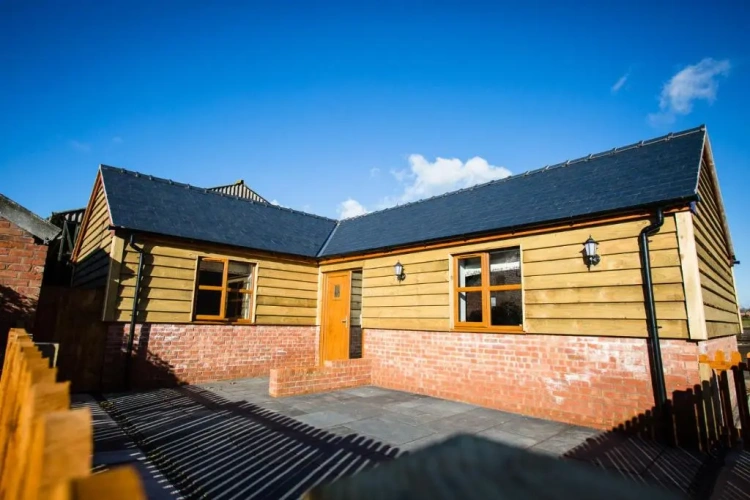 1 Bedroom Double Cottage