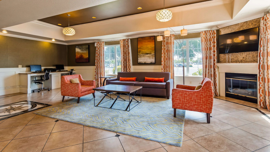 Best Western Plus Rama Inn & Suites