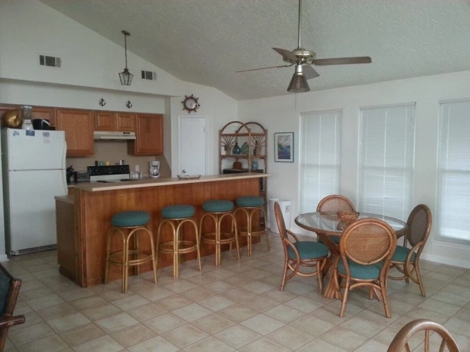 3 Bedrooms Cottage