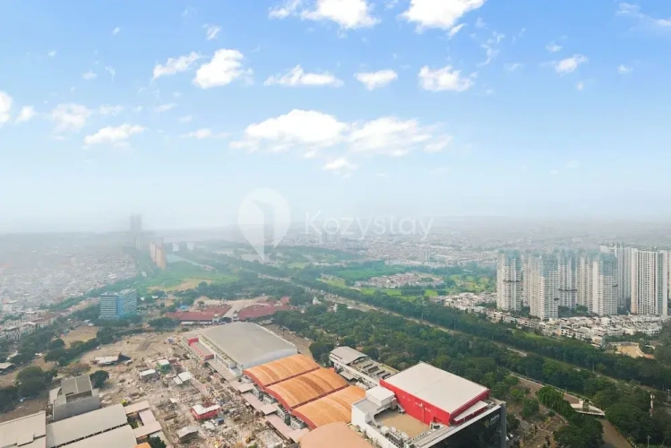 2 Bedrooms Apartment with balcony and with city view