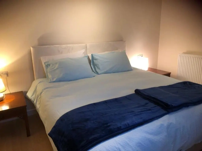 2 Bedrooms Cottage
