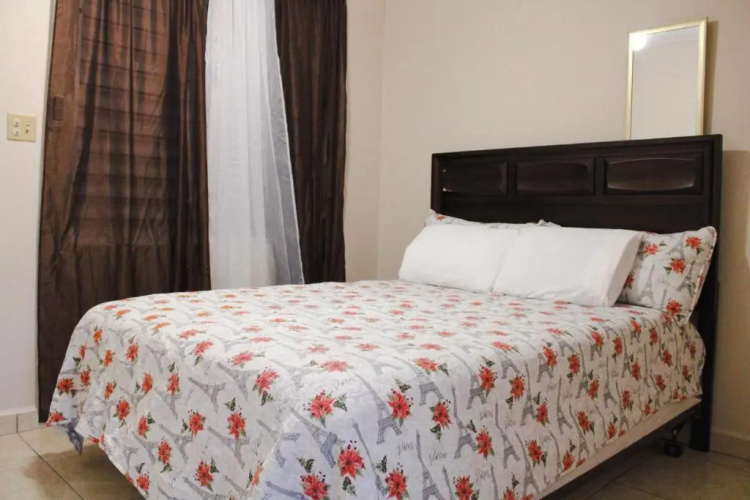 Discovery Beach Apartments