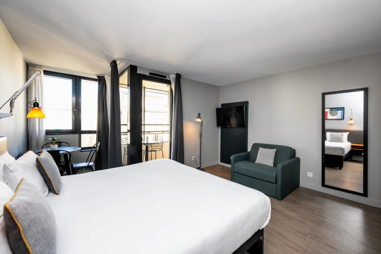 Guest rooms