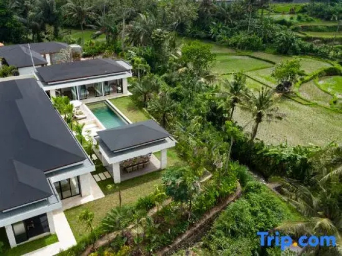Villa Leonard by BaliSuperHost