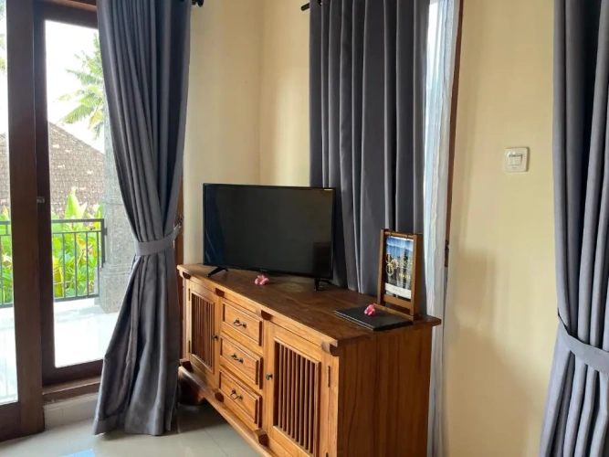 2 Bedrooms Villa