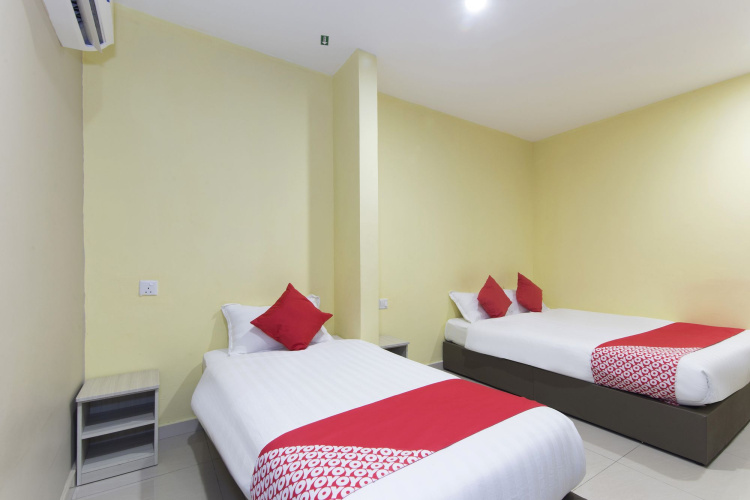 Hotel Raja Bot