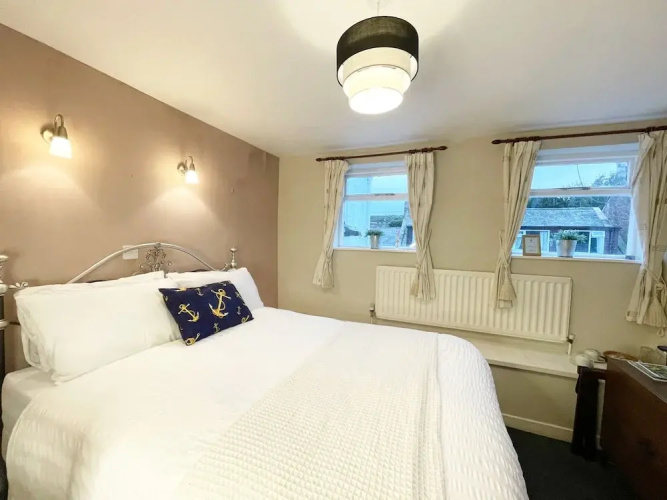 Anchor Hotel