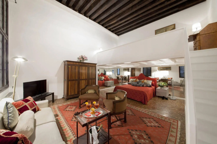 Benzon Apartments