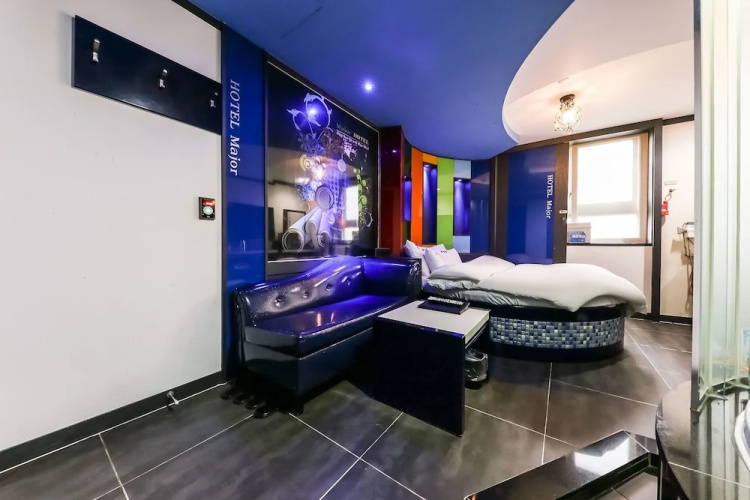 Major Hotel