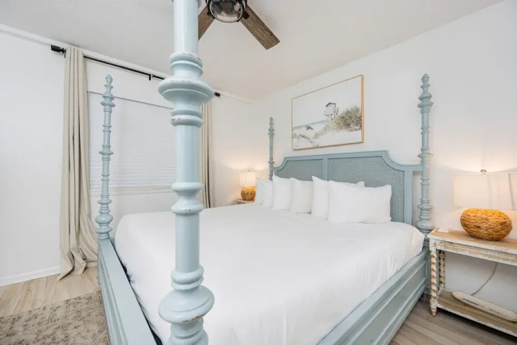 Wind Drift 310s 2 Bedroom Condo