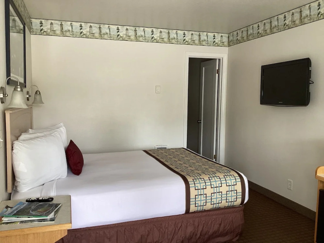 Ocean Breeze Motel