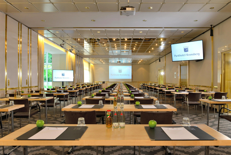 Best Western Premier Parkhotel Kronsberg photo 23