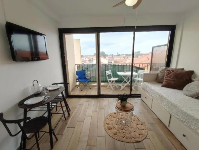 Beau studio à 1 minute de la plage