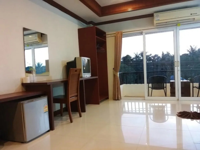 Lanta Long Beach Apartment - Hostel