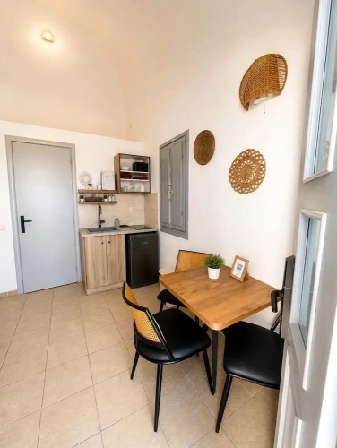 1 Bedroom Royal Bungalow