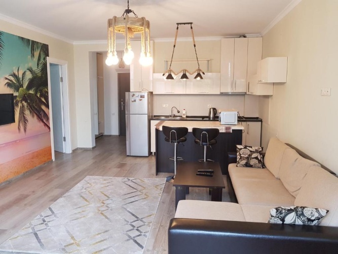 2 Bedrooms Apartment