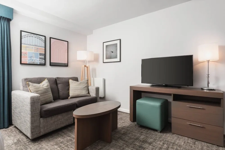 Double Suite with partial view