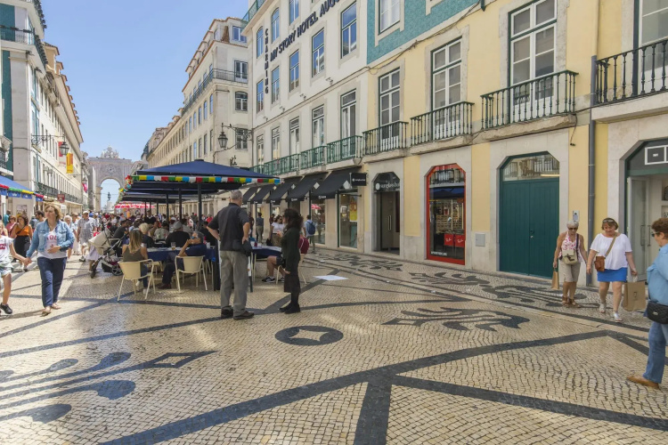 Charming Apartment in Baixa Chiado